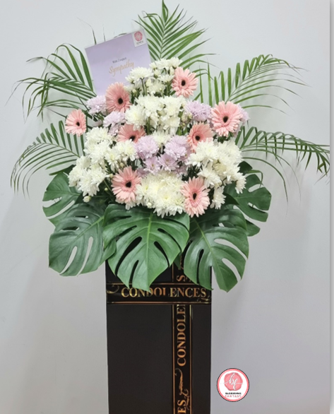 Yellow Grove Congratulatory Floral Stand – The Bloom Box